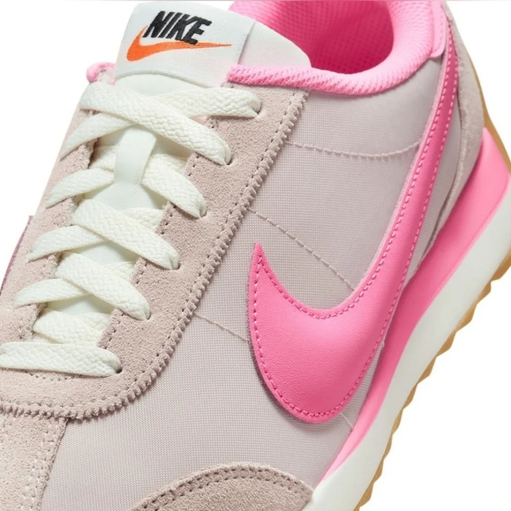Nike nwt stylish